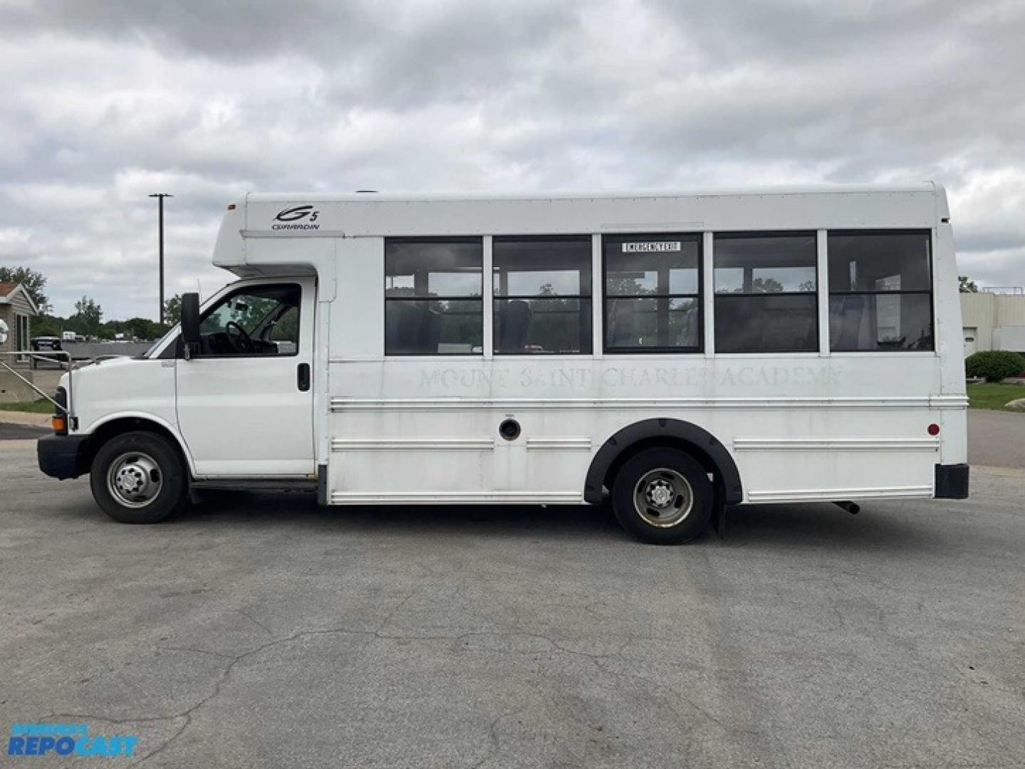 2012 White /Gray Chevrolet Express (1GB3G3BG2C1) with an V8 engine, Auto transmission, located at 1725 US-68 N, Bellefontaine, OH, 43311, (937) 592-5466, 40.387783, -83.752388 - Photo#7